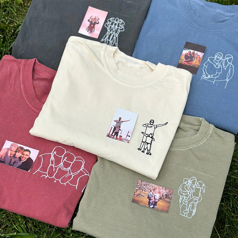 2025 T-shirt/Sweatshirt/Hoodie brodé personnalisé avec portrait de PAPA/MAMAN