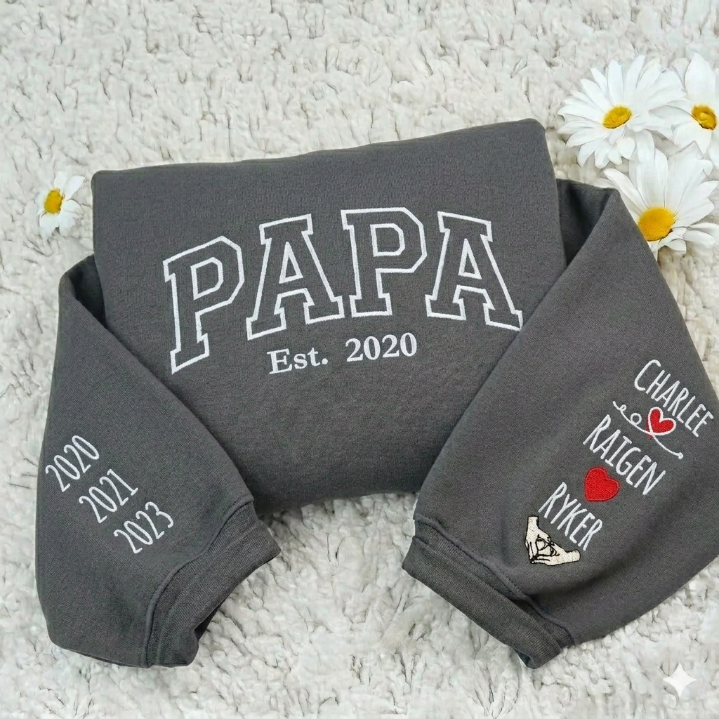 Sweat-shirt brodé pour maman avec le prénom et date de l'enfant