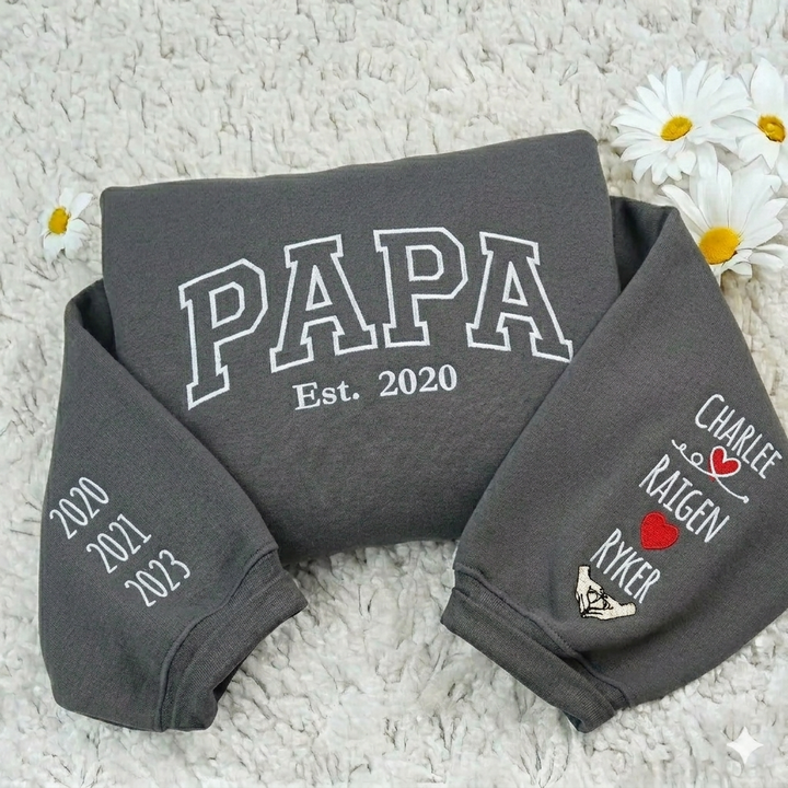 Sweat-shirt brodé pour maman avec le prénom et date de l'enfant