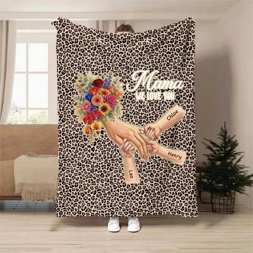 Plaid couverture personnalisée Maman mains entrelacées avec prénoms et fleurs