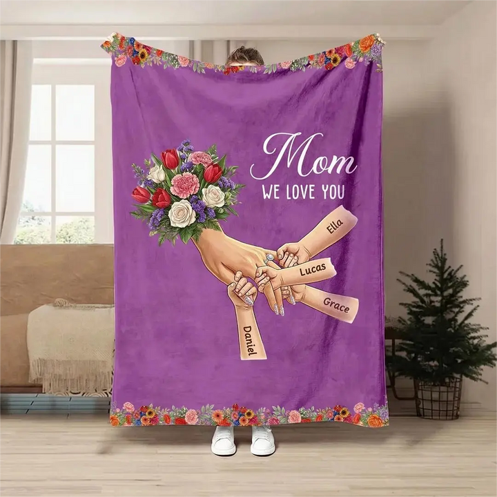 Plaid couverture personnalisée Maman mains entrelacées avec prénoms et fleurs