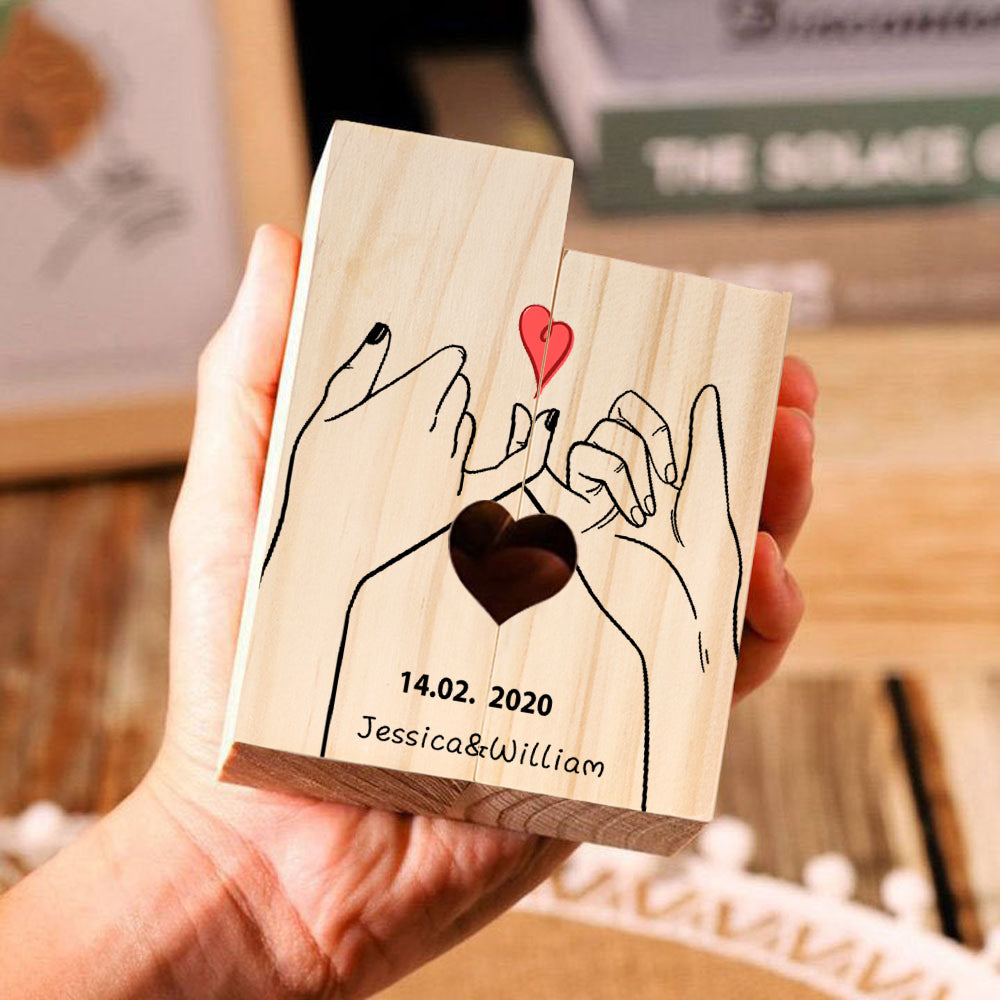 Bougeoir en Bois la main dans la main 2 Prénoms Personnalisé avec date sans bougie