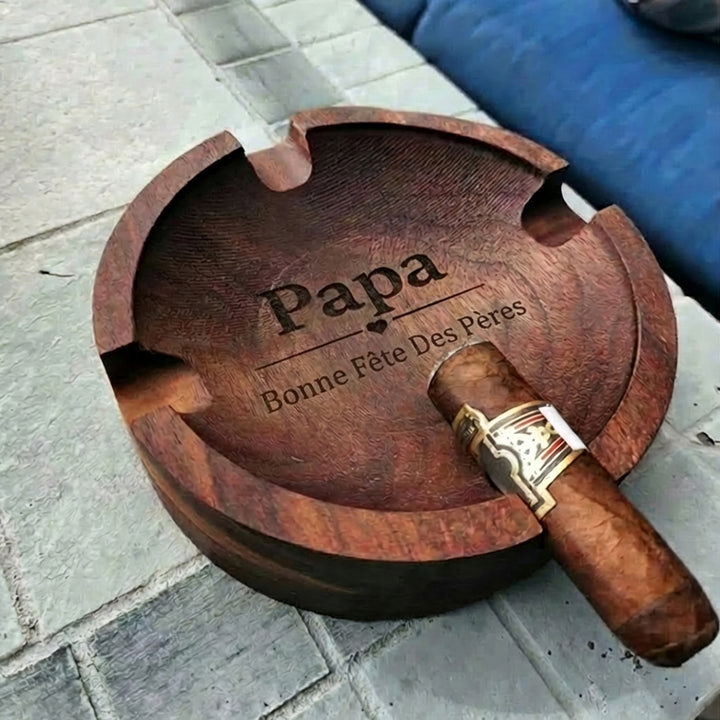 Cendrier à cigares personnalisé en noyer massif gravé – Idée cadeau pour la fête des pères