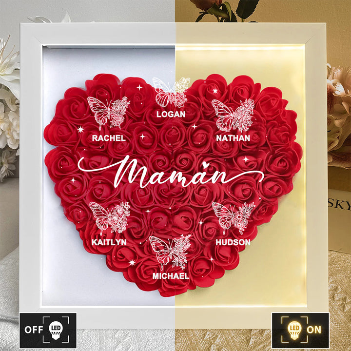 Cadre-vitrine floral motif papillon avec le prénom de l'enfant — Un cadeau pour Maman