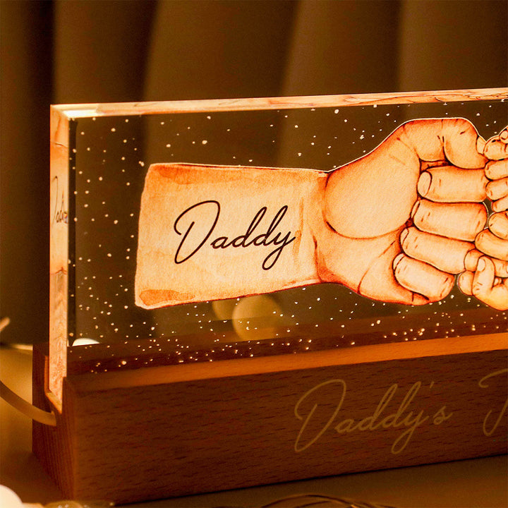 Veilleuse LED en acrylique personnalisée Daddy's Team Fist Bump