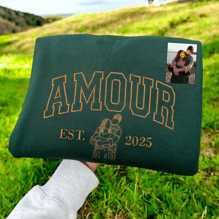 Sweat-shirt AMOUR avec portrait brodé personnalisé