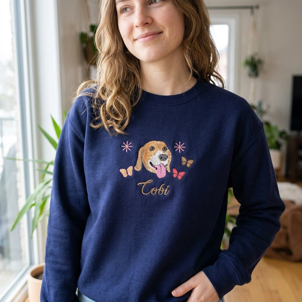 Sweat-shirt brodé personnalisé avec portrait d’animal et papillon, cadeau pour amoureux des animaux