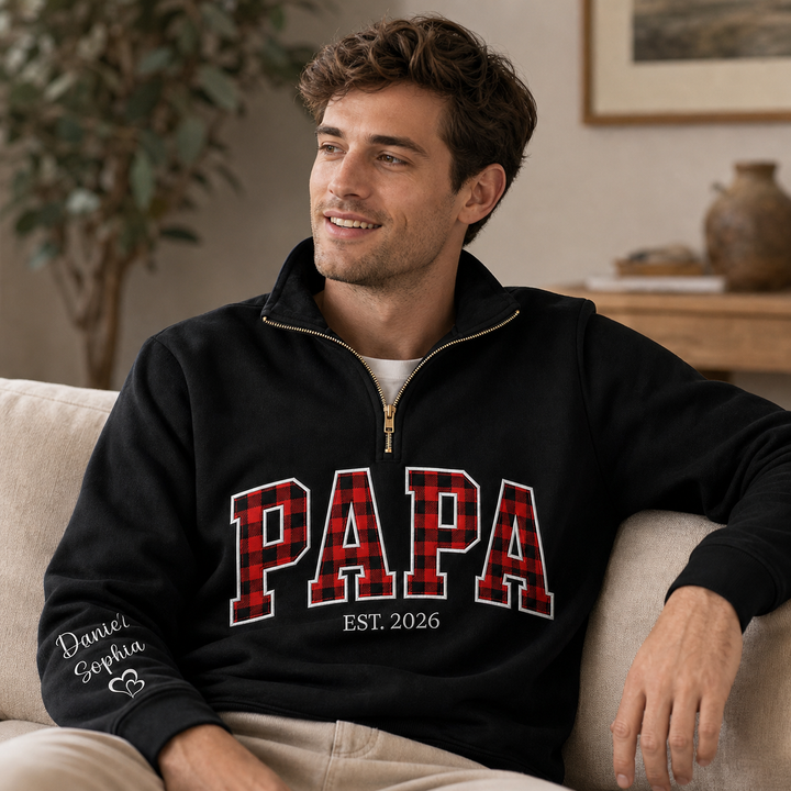 Sweat 1/4 Zip Brodé PAPA/MAMAN avec Appliqué et Année EST, Cadeau Personnalisé Famille