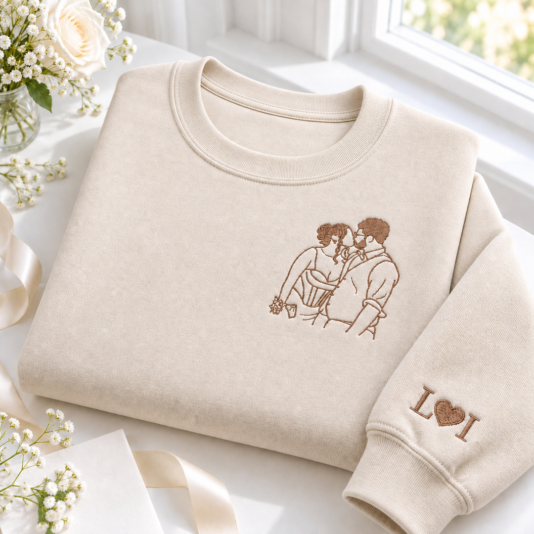 Sweat-shirt personnalisé avec contour brodé d'un portrait de couple – cadeau d'anniversaire ou de Noël