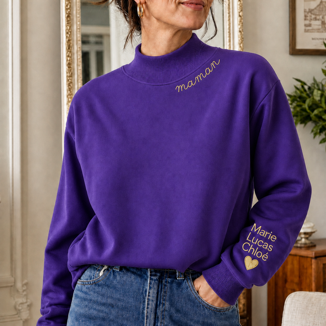Sweat-shirt Maman à Col Montant Brodé Personnalisé avec Prénom d’Enfant sur la Manche – Cadeau pour Maman