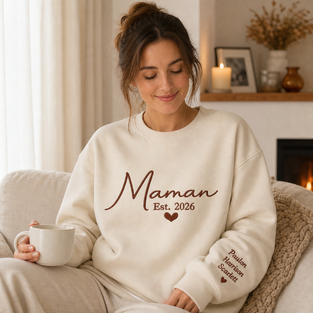 Sweat-shirt brodé personnalisé avec les prénoms des enfants sur la manche – Le cadeau idéal pour maman