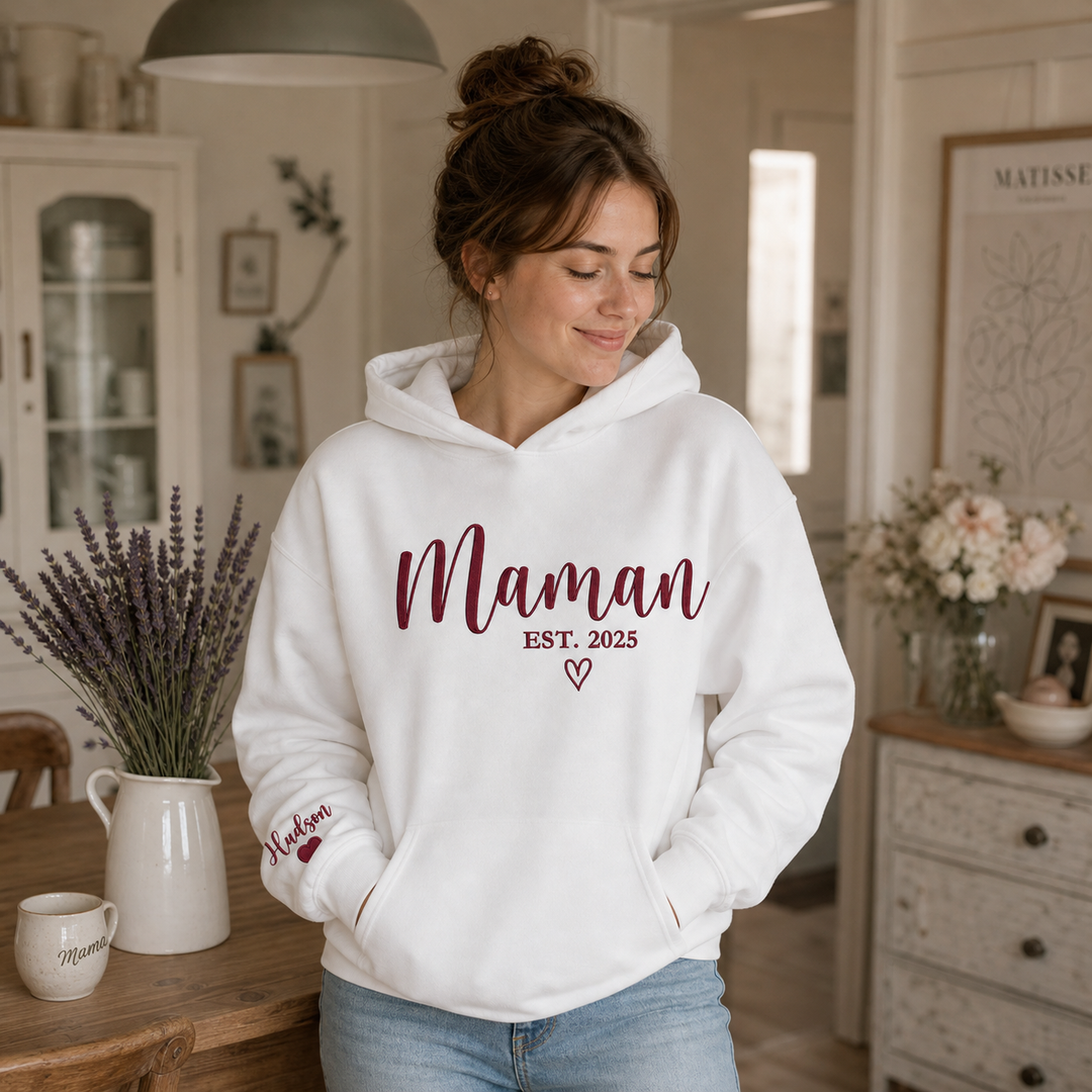 Sweat-shirt brodé personnalisé avec les prénoms des enfants sur la manche – Le cadeau idéal pour maman et marraine