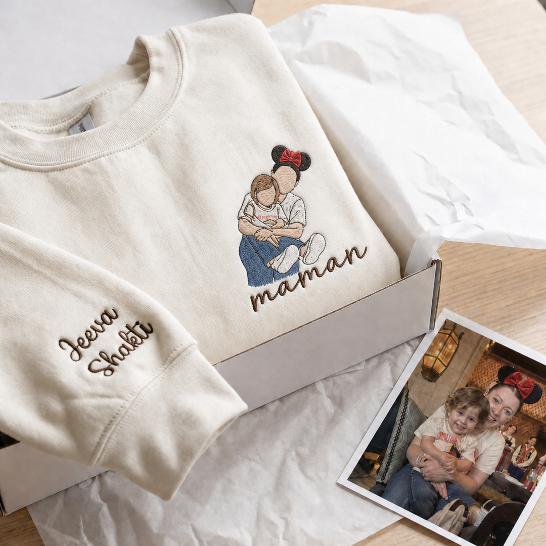 Sweat-shirt personnalisé avec portrait brodé pour maman et papa