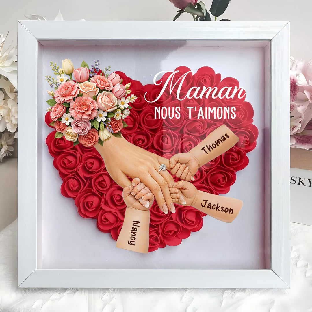 Boîte d’ombre cœur floral personnalisée Maman mains avec prénoms enfants