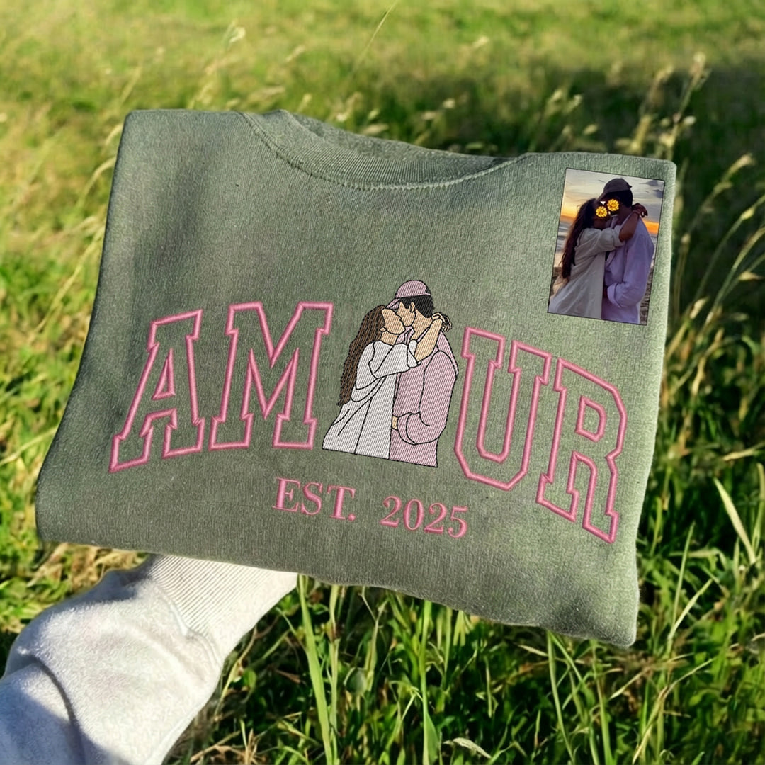 Sweat-shirt personnalisé avec portrait brodé photo AMOUR