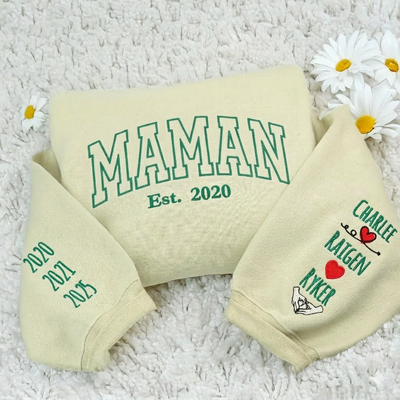 Sweat-shirt brodé pour maman avec le prénom et date de l'enfant