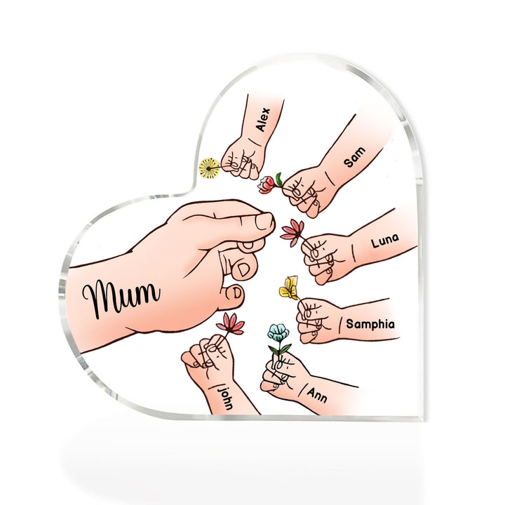Cadeau Souvenir pour Maman – Cœur en Acrylique Personnalisé avec 8 Prénoms et Motif Floral