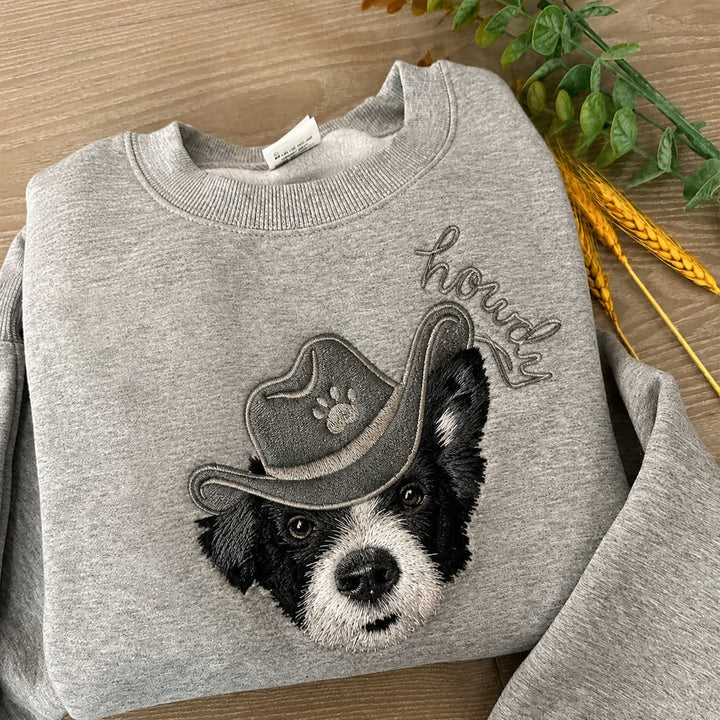 Sweat-shirt brodé avec portrait d'animal personnalisé, style cowboy western et options de chapeau en jean coloré