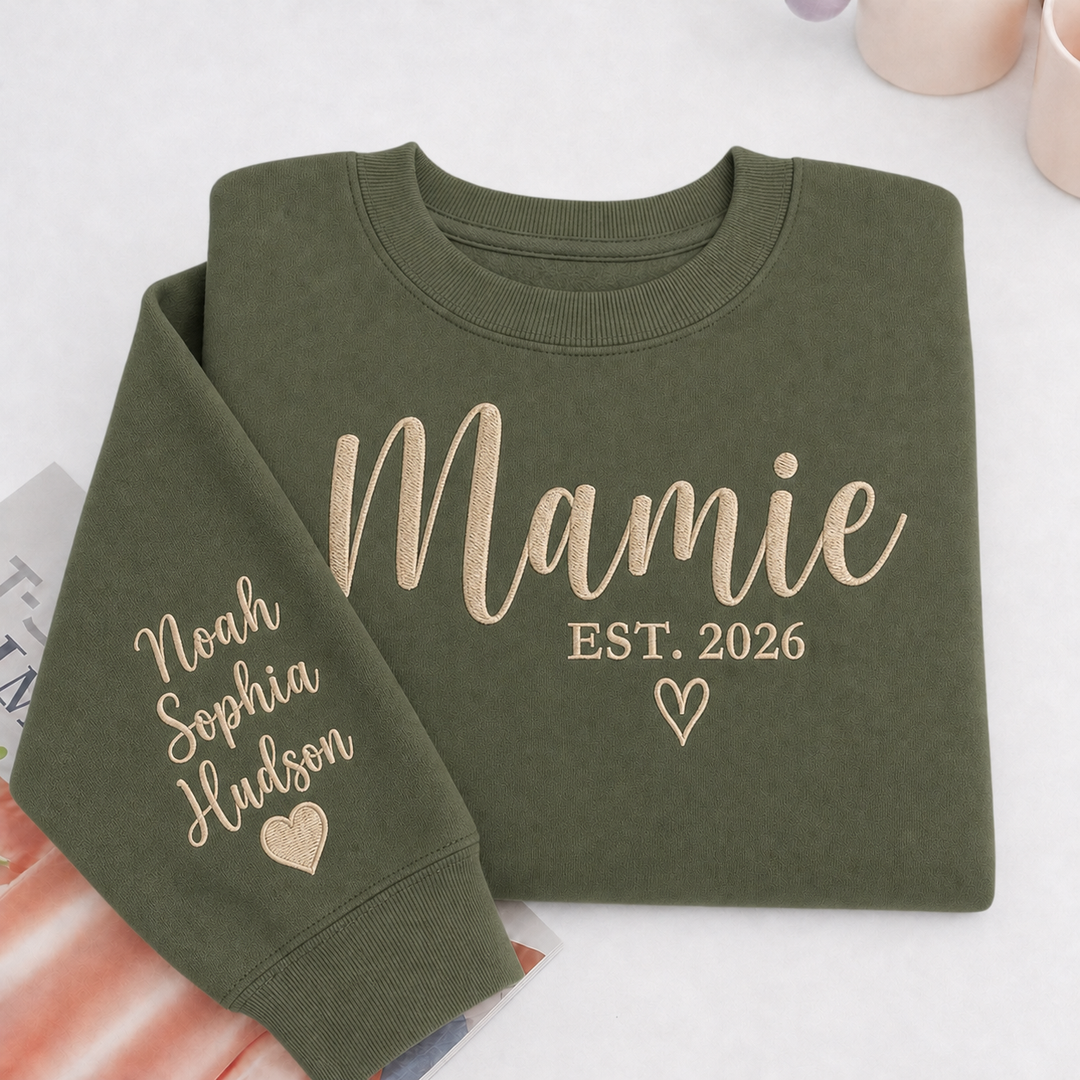 Sweat-shirt brodé personnalisé avec les prénoms des enfants sur la manche – Le cadeau idéal pour maman et marraine