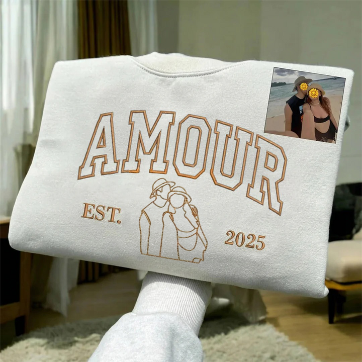 Sweat-shirt AMOUR avec portrait brodé personnalisé