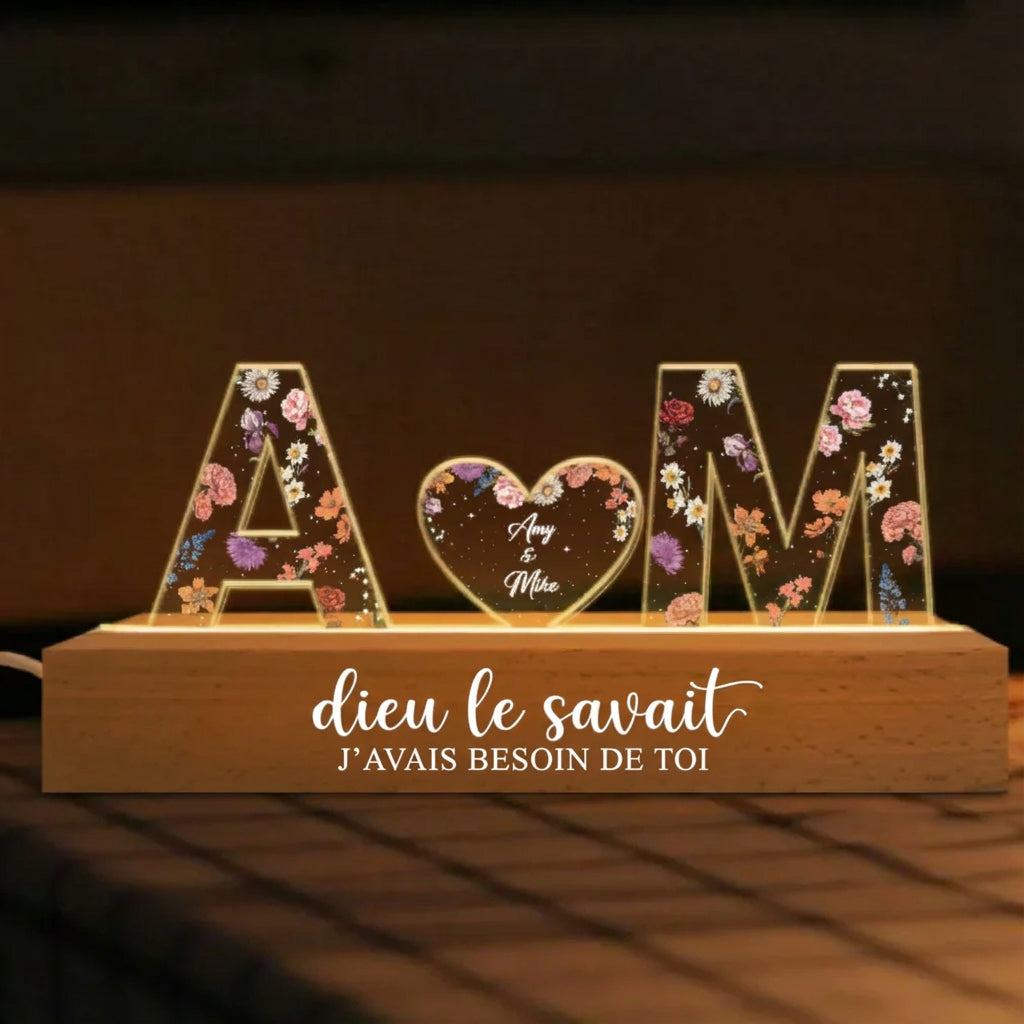 Veilleuse LED en acrylique floral avec initiales de couple personnalisées