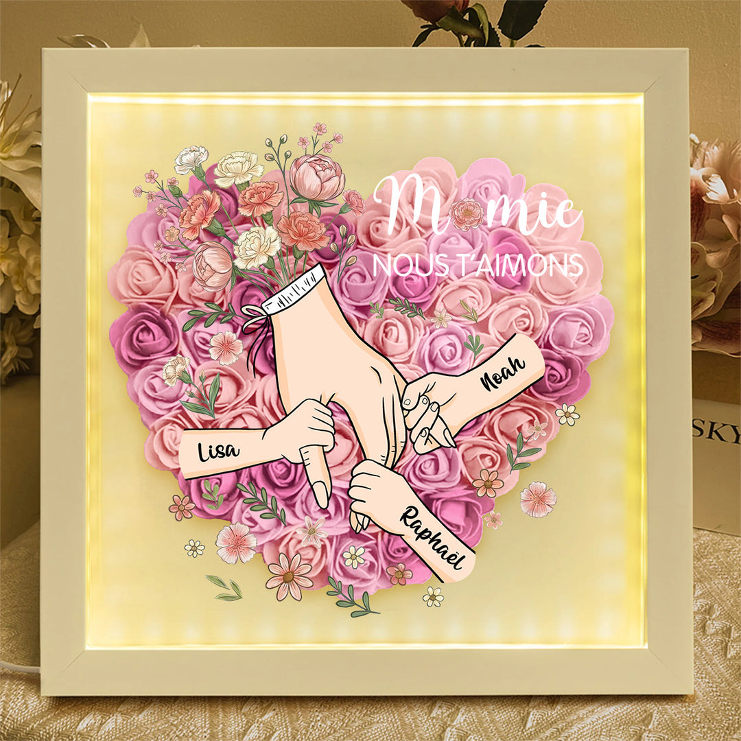 Boîte à fleurs cœur personnalisée avec les prénoms des enfants pour maman