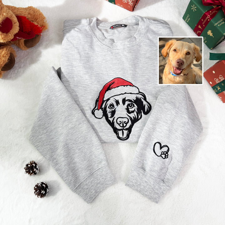 Sweat à capuche ou sweat-shirt brodé personnalisé avec le visage de votre animal de compagnie et un bonnet de Père Noël coloré, cadeau de Noël ou de deuil