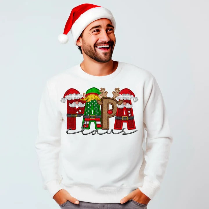 Sweat-shirt de Noël personnalisé « Maman Claus » pour la famille, avec nom Stnta sur la manche.