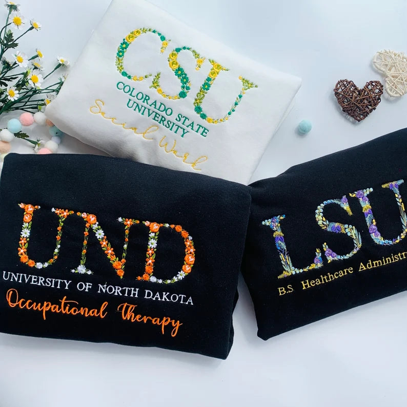 Sweat-shirt et sweat à capuche fleuris personnalisés pour collège - Brodés avec la fierté de VOTRE école
