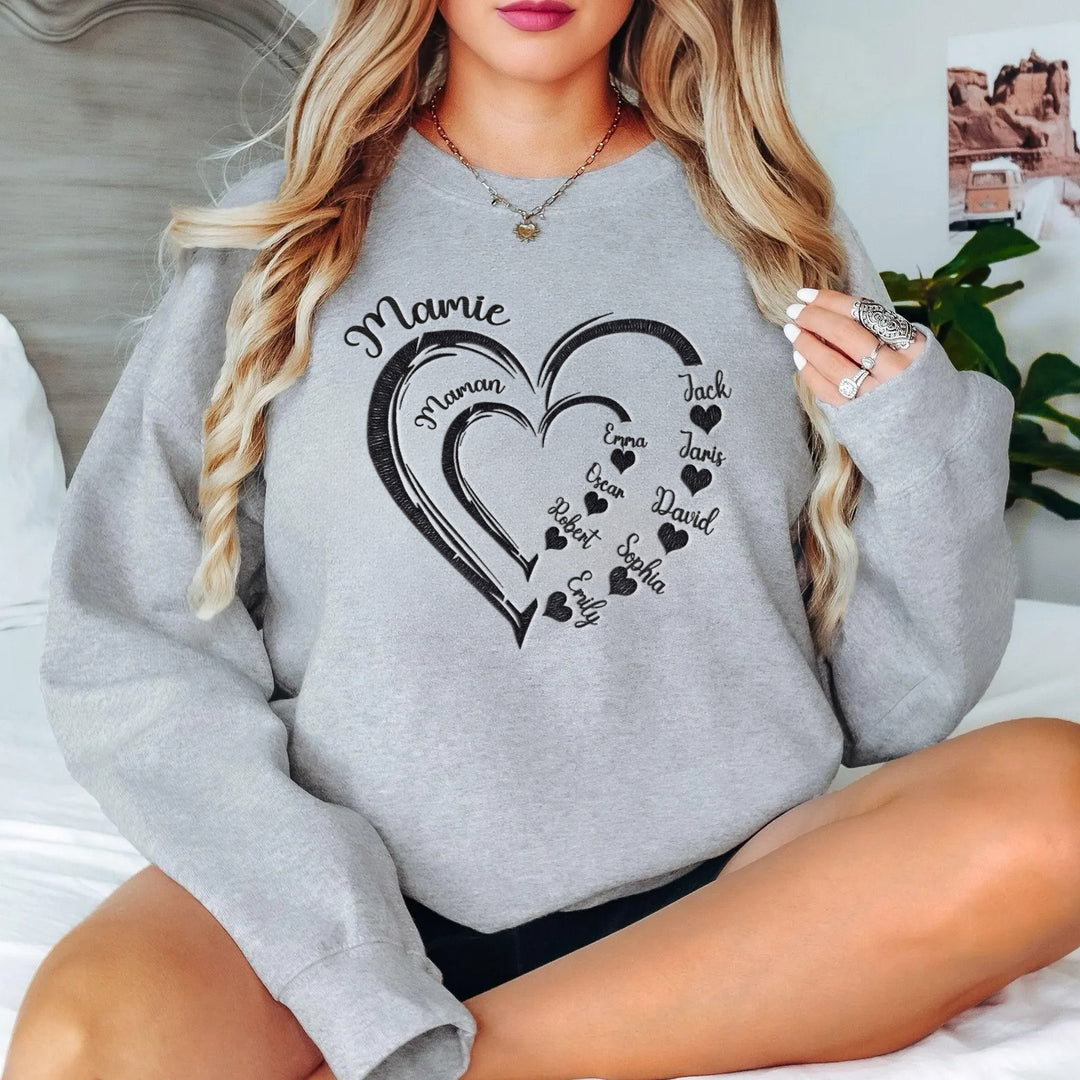 Sweat-shirt brodé personnalisé pour Mamie avec les prénoms des enfants
