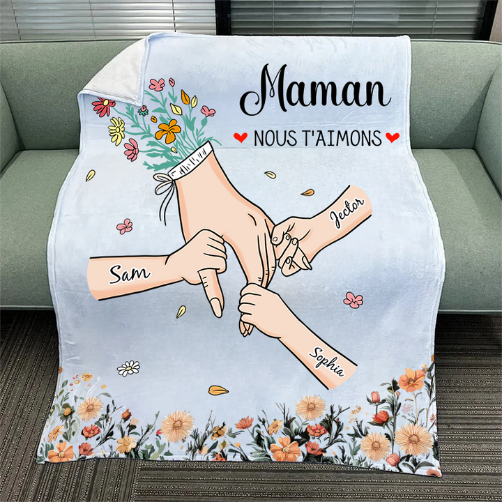 Couverture Personnalisée Main dans la Main – MAMAN, Nous T’aimons en Flanelle & Sherpa – Un Cadeau Parfait et Réconfortant pour Maman
