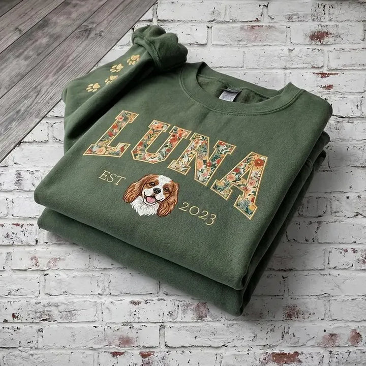 T-shirt ou sweat-shirt personnalisé avec portrait d'animal et broderie en appliqué floral