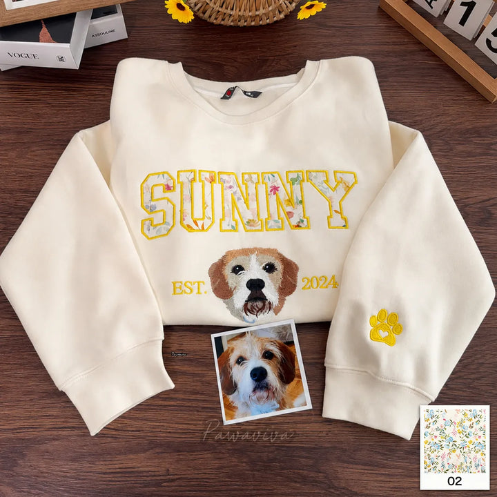 T-shirt ou sweat-shirt personnalisé avec portrait d'animal et broderie en appliqué floral