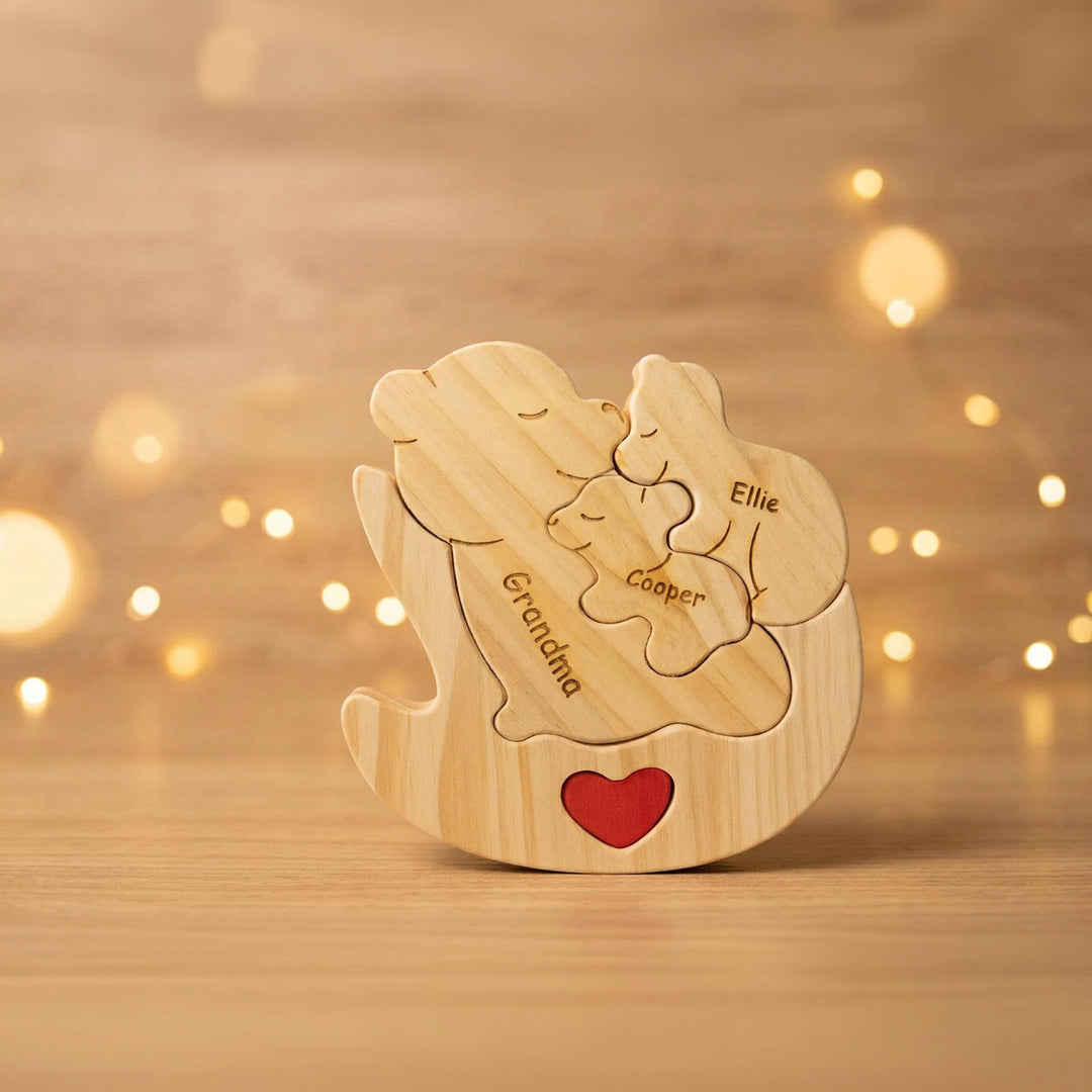 Puzzle familial en bois personnalisé – Ours Maman berçant ses petits avec prénoms gravés