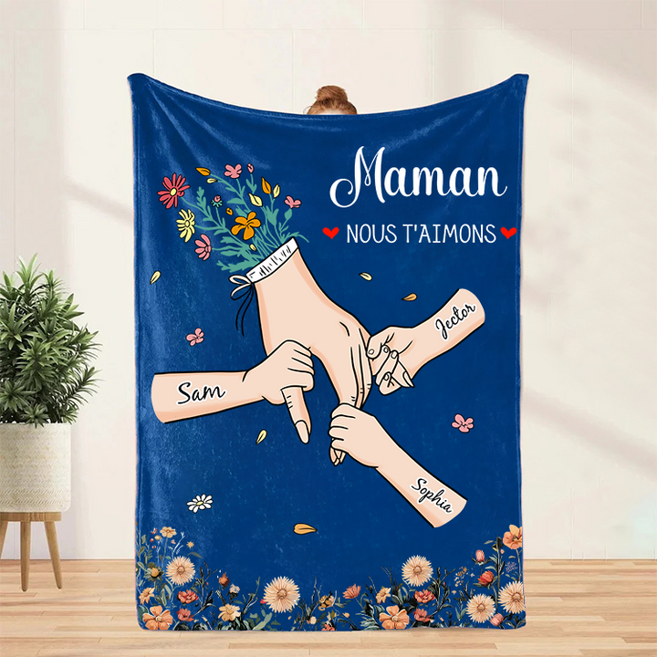 Couverture Personnalisée Main dans la Main – MAMAN, Nous T’aimons en Flanelle & Sherpa – Un Cadeau Parfait et Réconfortant pour Maman