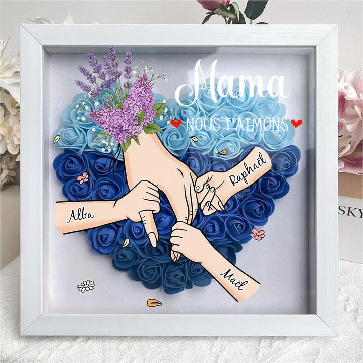 Cadre Ombre Personnalisé "Maman, je t’aime" – Bouquet Fait Main & Mains Entrelacées