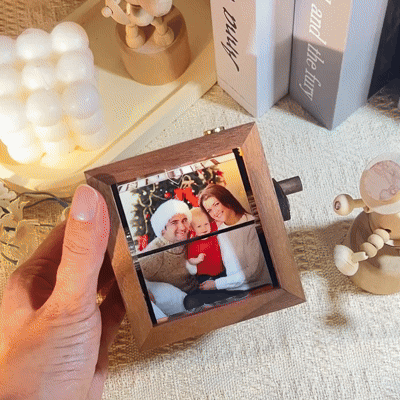 Boîte à Flipbook à Manivelle pour la Famille – Cadeau Unique et Émotionnel2025