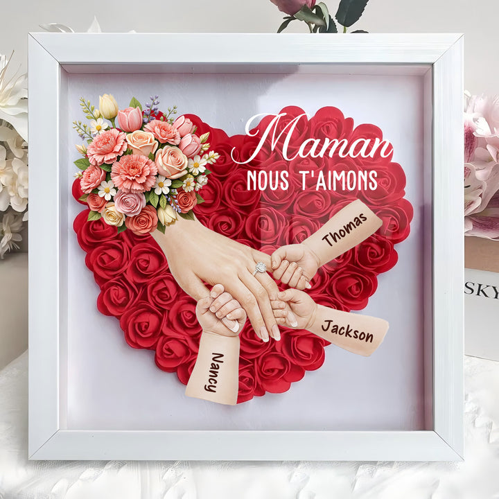 Boîte d’ombre cœur floral personnalisée Maman mains avec prénoms enfants