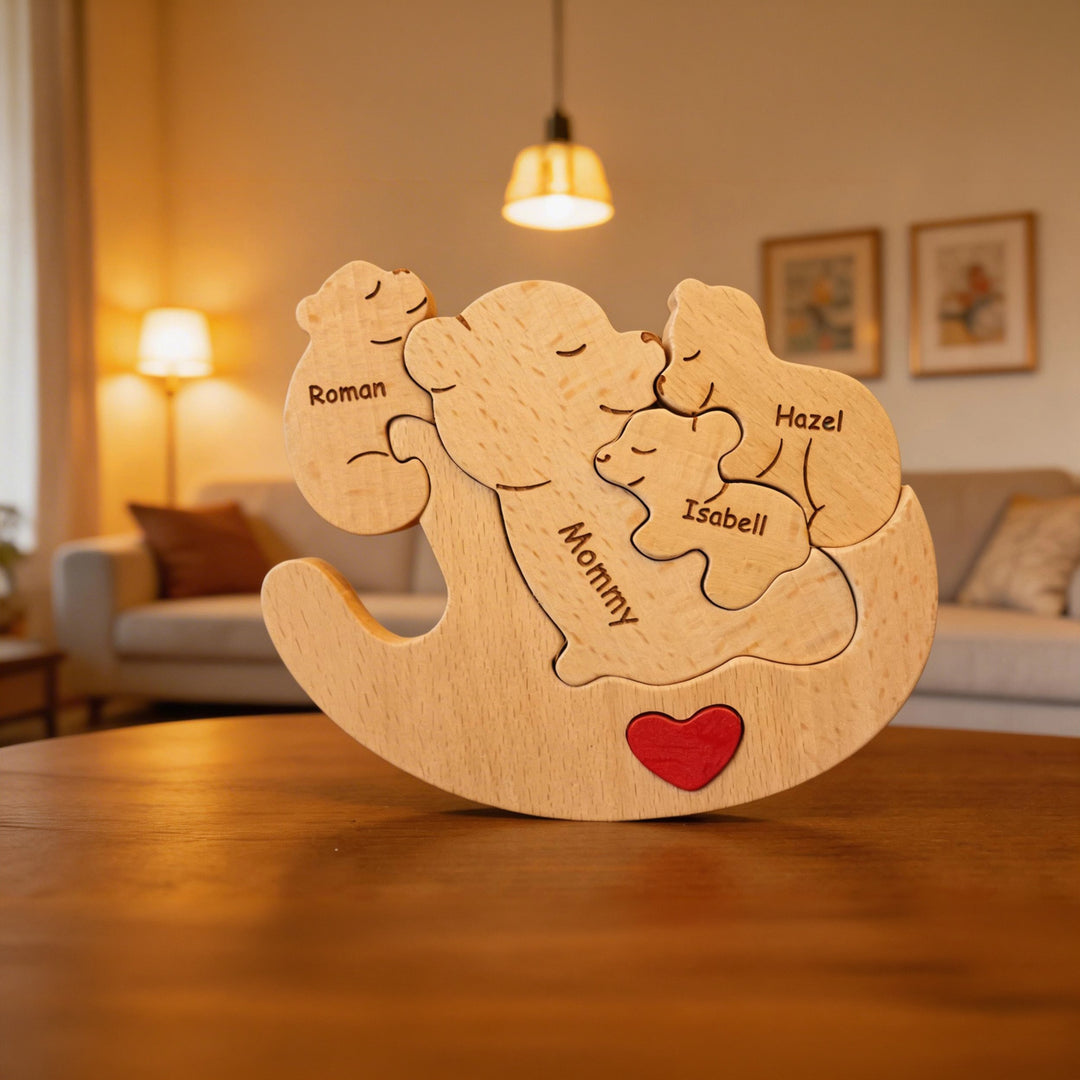 Puzzle familial en bois personnalisé – Ours Maman berçant ses petits avec prénoms gravés