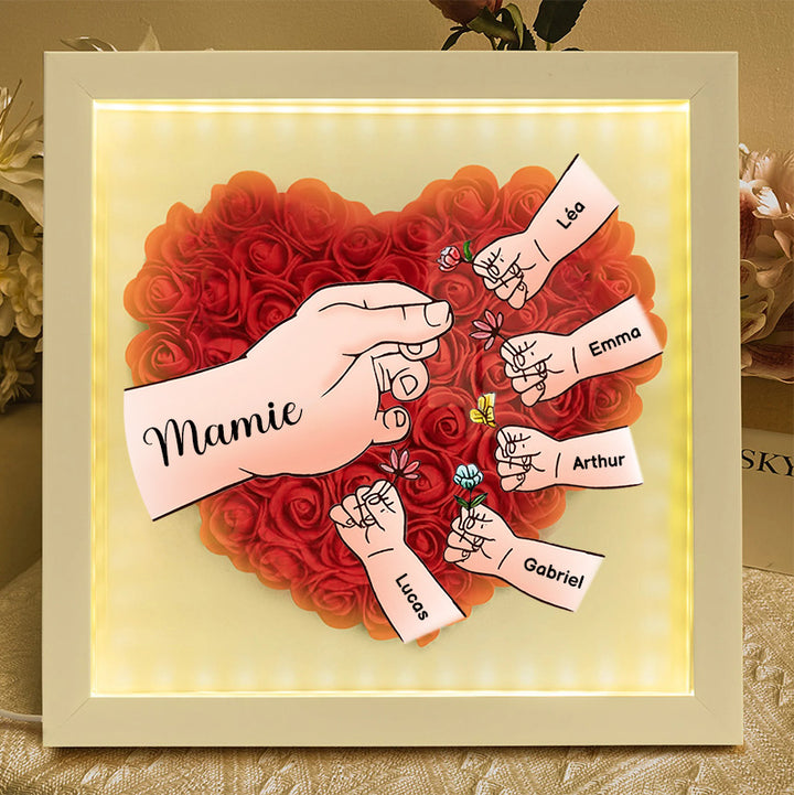 Cadeau Souvenir pour Maman – Boîtes à fleurs personnalisées avec 8 noms et motifs floraux