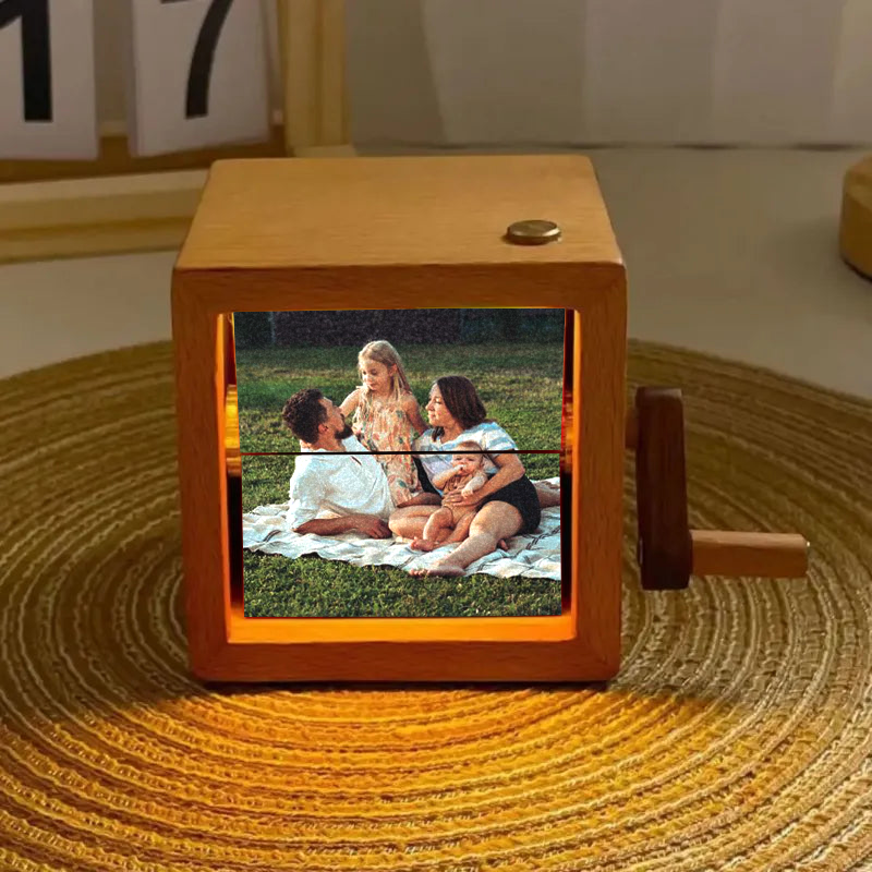 Boîte à Flipbook à Manivelle pour Maman – Souvenir Spécial et Personnalisé