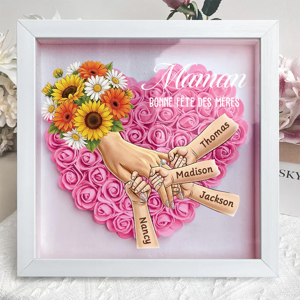 Boîte d’ombre cœur floral personnalisée Maman mains avec prénoms enfants et bague manicure
