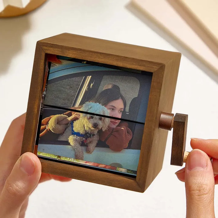 Boîte à Flipbook à Manivelle pour les Amoureux – Souvenir Romantique et Personnalisé