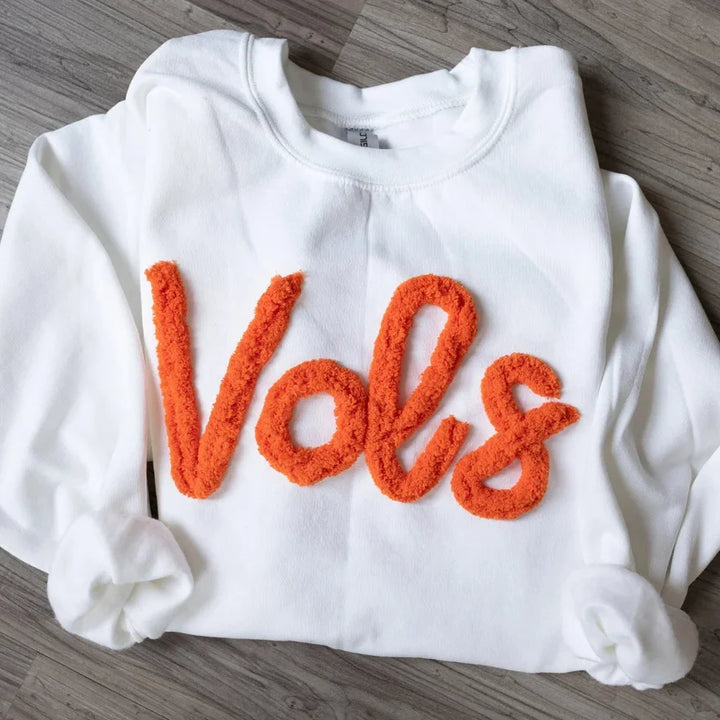 Sweat-shirt oversize personnalisé avec lettres en chenille brodées