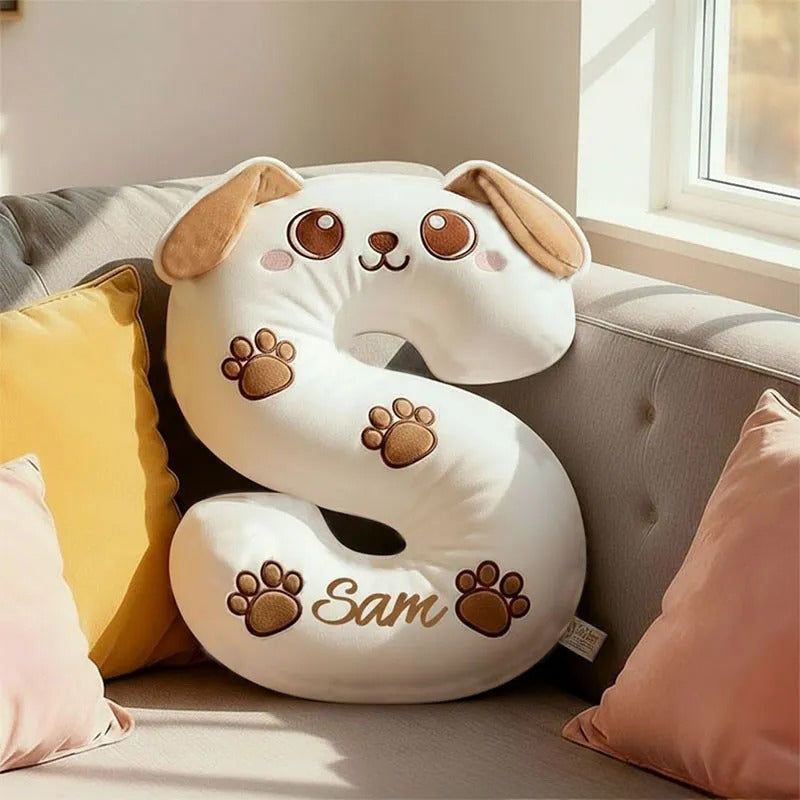 Coussin personnalisé avec la lettre « Amoureux des animaux » et un nom personnalisé