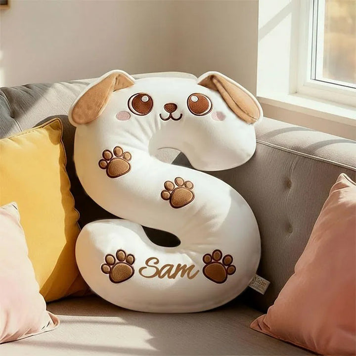 Coussin personnalisé avec la lettre « Amoureux des animaux » et un nom personnalisé
