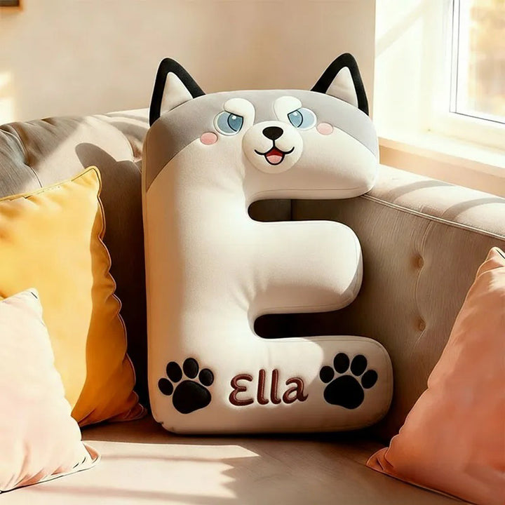 Coussin personnalisé avec la lettre « Amoureux des animaux » et un nom personnalisé