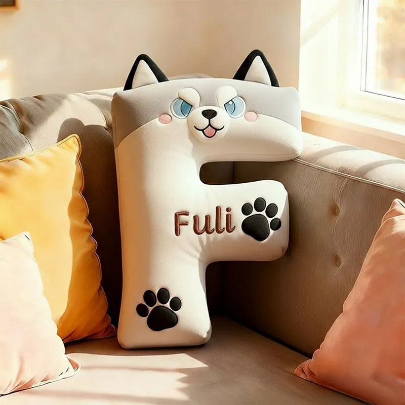 Coussin personnalisé avec la lettre « Amoureux des animaux » et un nom personnalisé