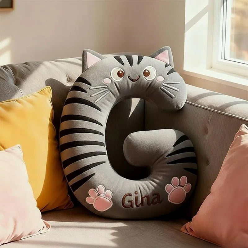 Coussin personnalisé avec la lettre « Amoureux des animaux » et un nom personnalisé