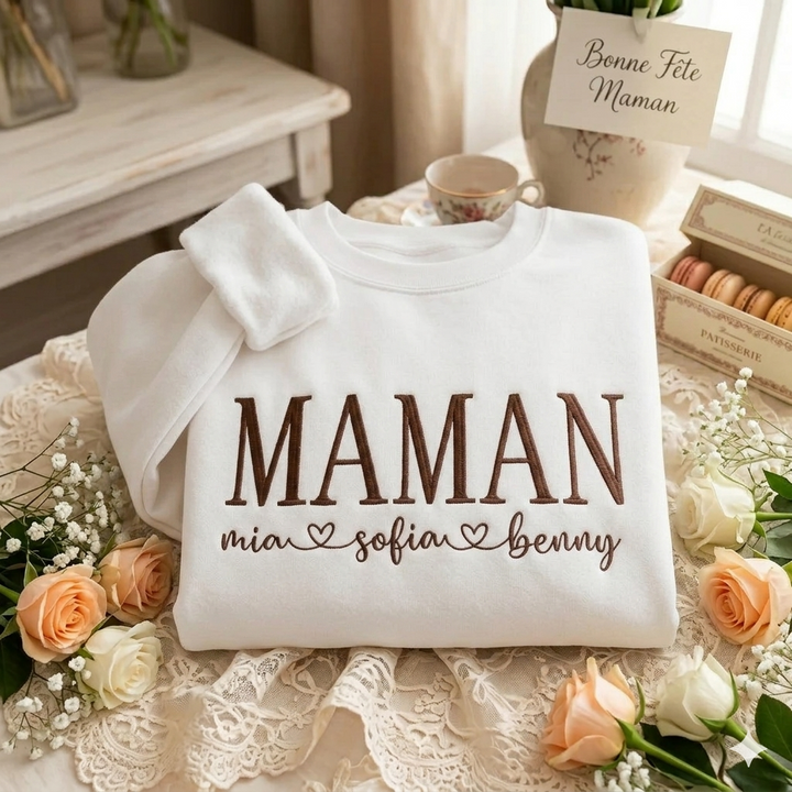 Sweat-shirt pour maman brodé sur mesure avec les prénoms des enfants